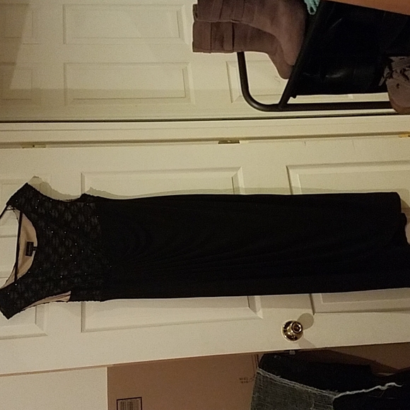 Evening dress - Picture 3 of 5